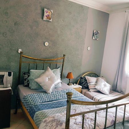 Aertisticspace In The Center Room Tangier Bagian luar foto